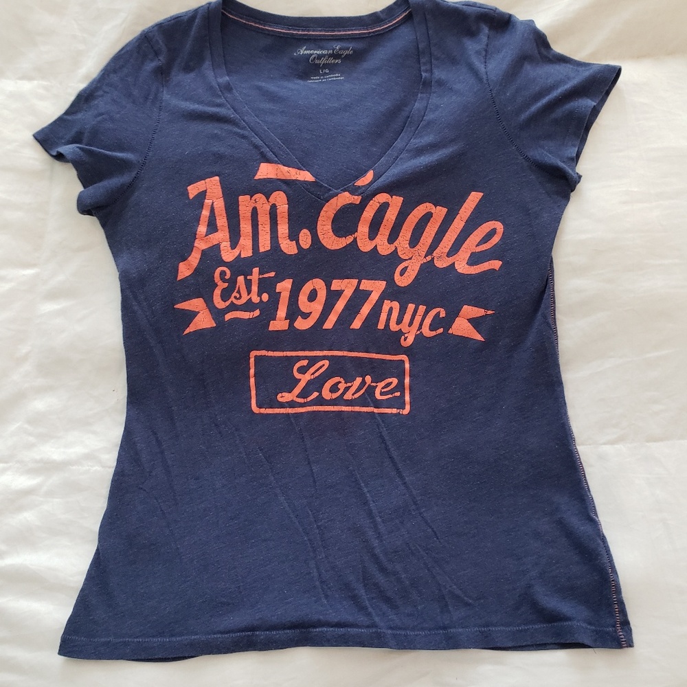 American Eagle check tshirt
